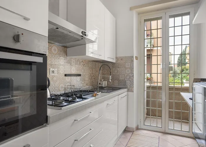 דירה Maison G - New Design With Balcony רומא